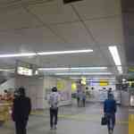 丸五 - エキナカフードコート横をすり抜けて