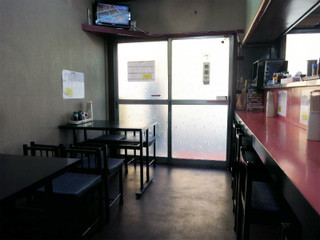 美華園 - これだけ空いていたけど正午にはすぐ満席に