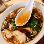 中華料理福臨門 - ワンタンのスープ