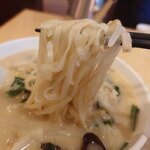 中華料理福臨門 - 麺リフト