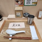 おダシと銀しゃり 中華そば 三ノル - 