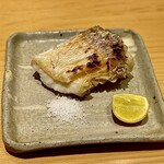 すしやのたい悟 - 甘鯛松笠焼き。パリパリの鱗とフワッとした身♡淡白ながら上品な旨み溢れる甘鯛。