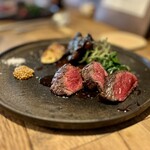 Carpe Diem - 牛頬肉のワイン煮＆蝦夷鹿のロースト