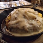 RUNNY CHEESE - Food Temptation! Creamy Cheese Omurice Hamburg Steak