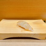 鮨と天ぷら にほんのうみ - すずき