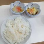 麺処 盛盛 - ライス（並盛り）+温玉トッピング×2