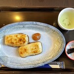 お茶の洞之園 - ピリ辛柚子味噌こごめ餅