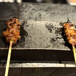 鳥さと - 希少部位2串　ハラミ、食道