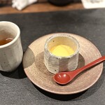 鳥さと - こだわり濃厚プリン