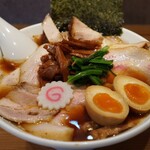 オランダ軒 - チャーシューモリモリな外観！！