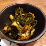 串焼と魚 のんき - お通し 440円(税込)(2025年12月7日撮影)