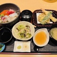 大漁市場 なるみ乃 - なるみ乃御膳
