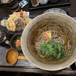 胡麻切りそばと創作串揚げ おおの - 