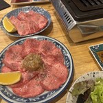 燒肉內臟誠 金澤站前店 - 