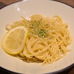 釜焼きピッツァとイタリアン食べ放題 チーズミート - 