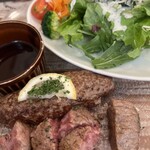 タヴェルナハンバーグ - 