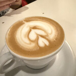 quttro PLUS - ラテ