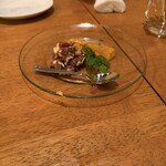 串焼き&ワイン ウナチッタ - スモークチーズのタルタル