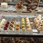 アヴランシュ・ゲネー - 