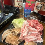 きになるき - グリーンカレー鍋の具材たち