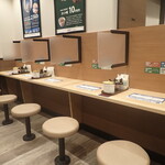 松屋 - 内観