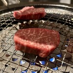 和牛ホルモン一頭買い うしはち - 和牛ヒレ肉