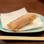 どぜう・四季料理 やぶや - ハムチーズ春巻（¥640税込）
      玉子サラダとハムとチーズの春巻きです♡
      サクッとした春巻きの中から出てくる玉子サラダがもう〰️タマんない♪‎(*´ڡ`●)♡ｳﾏ~