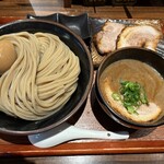 中華そば ひら井 たまプラーザ店 - 