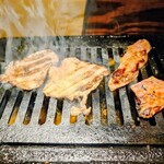 肉屋 金星 - ヤキヤキ~♪(´ε｀ )ﾅﾊﾊ