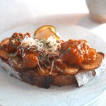 Et -THE CULTURAL COFFEEHOUSE- - 