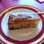 カーザ ドルチェ カーザ - 柿とレーズンのケーキ