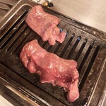 手作りホルモン焼　ぶたさま - 神レバー