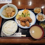 津軽三味線ライブ あいや - カキフライ定食