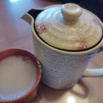 登美 - 蕎麦湯。とろとろ濃いタイプ