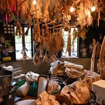 岩﨑珈琲店 パンと珈琲直売所 - 