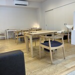 アンド ライフ カフェ - 