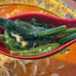 中華料理 張家 - ほうれん草リフト
