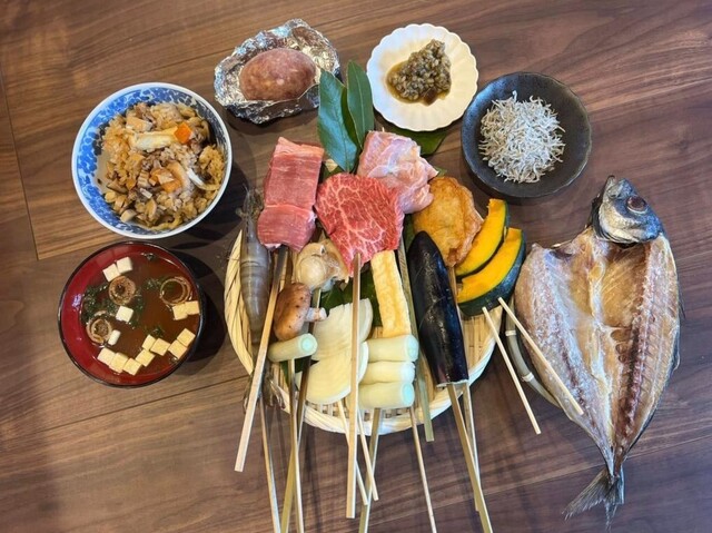 囲炉裏炉端 さぬき路のご予約 - 讃岐津田/居酒屋 | 食べログ