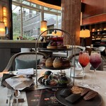 ザ・ラウンジ - 