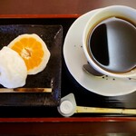間瀬 - ミカン大福　コーヒー