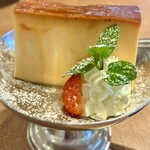 Tohoku Trattoria TREGION GALLEY - 料理写真:イタリアンプリン /540  しっかり固め。