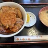ぶた丼のとん田