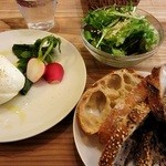 パーラー江古田 - 八丈島のモッツァレラチーズのセット