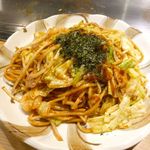 登仁角 - 焼きそば豚・海老(830円)