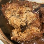とん汁と玄米の店 檍食堂 - メンチカツの断面アップ