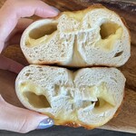 SONOHI BAGEL - ・２種のチーズ