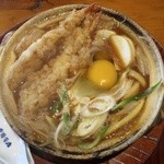 山本屋本店 - 天ぷら入り味噌煮込うどん