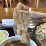 元祖 熊谷うどん 福福 - 彩の国黒豚バラ肉リフト。
