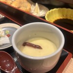 はかた天乃 - 具は上に乗せたチューブの練り梅だけの茶碗蒸し