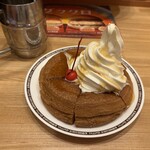 コメダ珈琲店 伊勢原岡崎店 - シロノワール、アイスコーヒー（たっぷりサイズ）